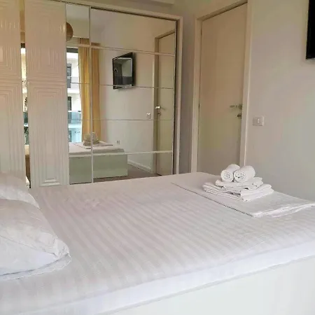 Апартаменты Scheer Sea View