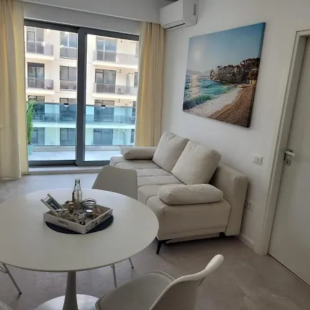 Scheer Sea View Apartment *